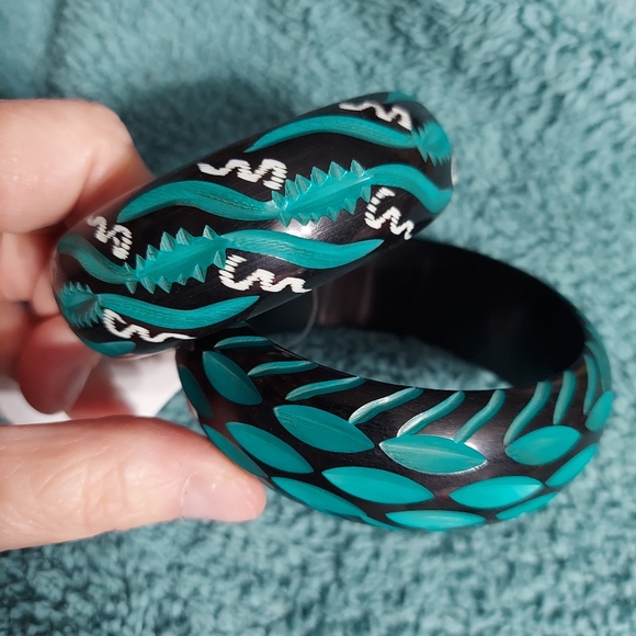 Antika Boho Style Hand Painted/Hand Carved Wood (Turquoise Waters) Set of 2… - Picture 1 of 8
